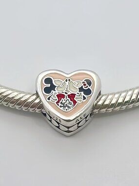 Pandora Disney Mickey & Minnie Kiss Disney Castle Dangle Charm